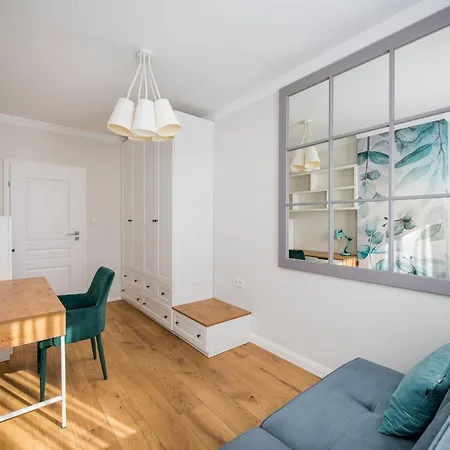 Metro Plocka 3-bedroom By Bookinghost Lägenhet