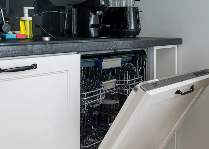 Metro Plocka 3-bedroom By Bookinghost Lejlighed *