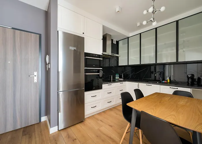 Lejlighed Metro Plocka 3-bedroom By Bookinghost Warszawa