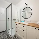 Lejlighed Metro Plocka 3-bedroom By Bookinghost *